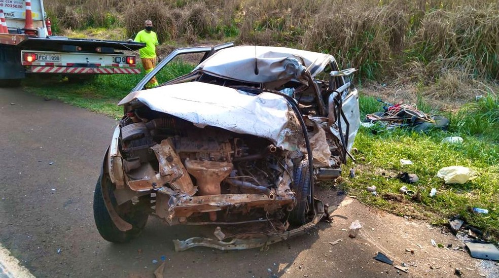 Motorista de carro morre após bater de frente com carreta em Avaré — Foto: Arquivo Pessoal