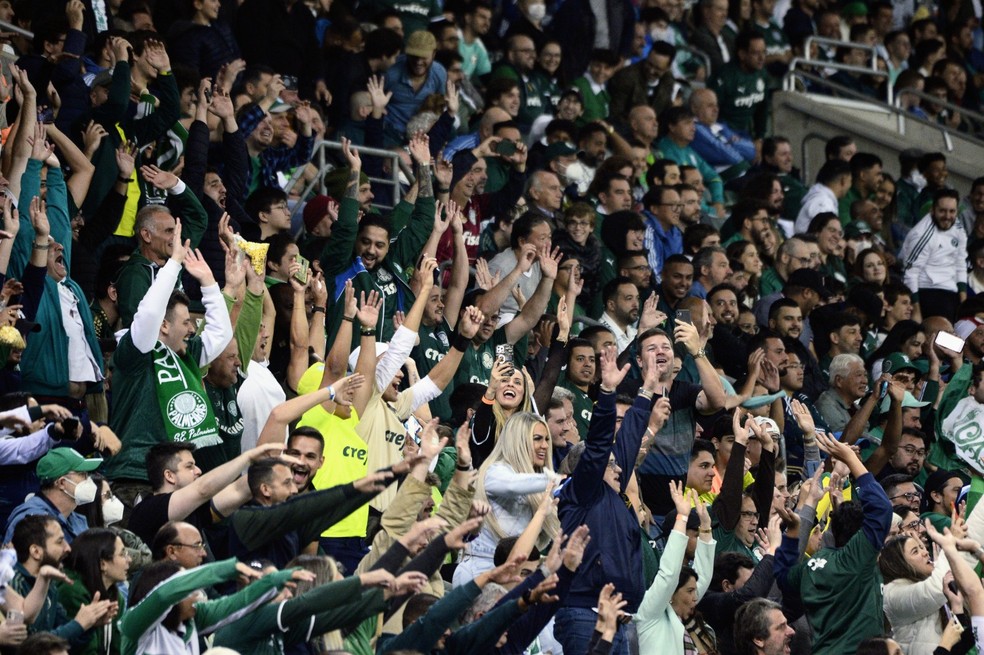Torcida que canta e vibra já comprou mais de 34 mil ingressos para o próximo jogo contra o Athletico-PR