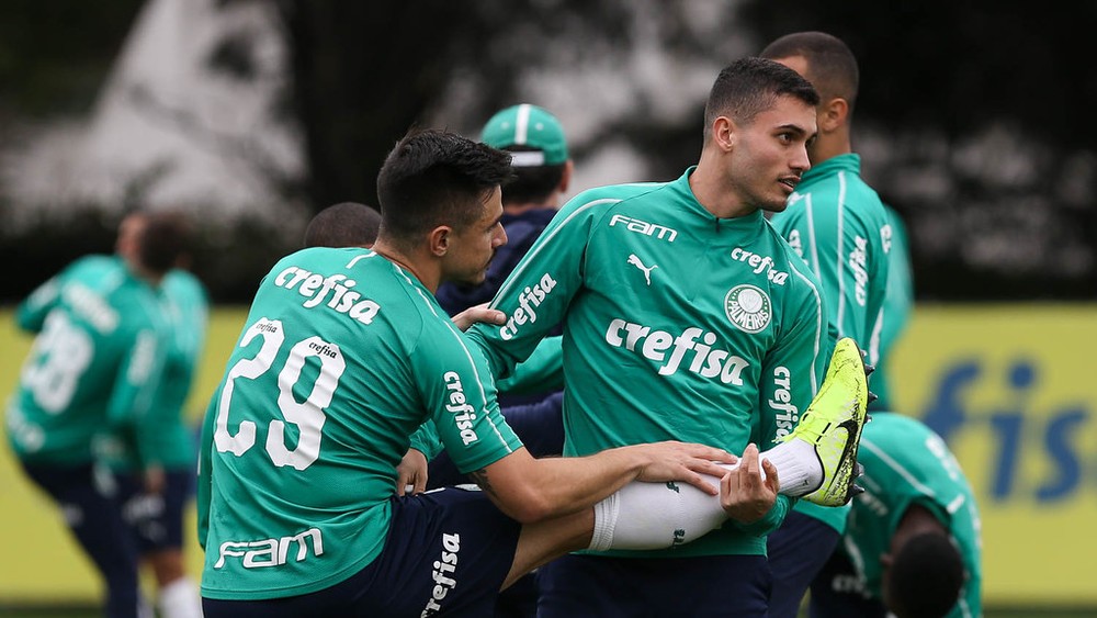 Ainda sem estrear pelo Palmeiras, atacante Luan Silva passa por nova cirurgia no joelho esquerdo
