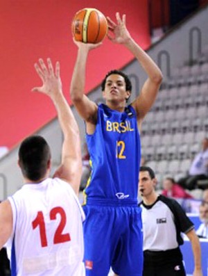  Lucas sub-19 basquete Brasil (Foto: FIBA)