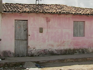 Casa onde crime aconteceu em São Joaquim do Monte (Foto: Reprodução/TV Asa Branca)
