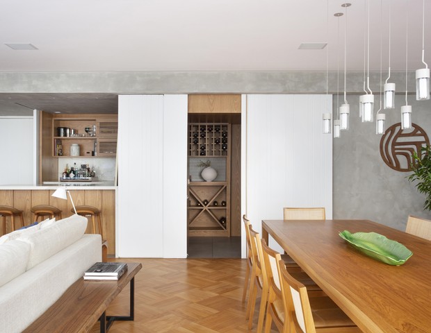 Apartamento térreo passa por reforma total para acomodar a família (Foto: Juliano Colodeti, MCA Estúdio)