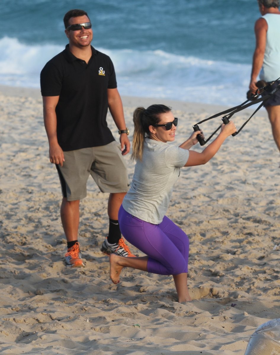 Fernanda Souza Faz Crosscore Na Praia Quem Quem News