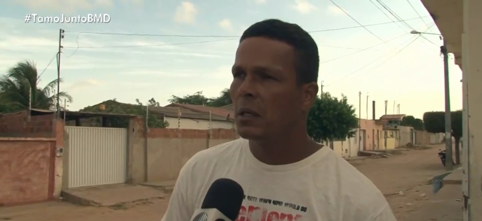 Além da esposa, Angeline da Silva Sosta, de 33 anos, Renaldo perdeu também o sogro, Rosalvo Ferreira da Costa, de 60. — Foto: Reprodução / TV Bahia 