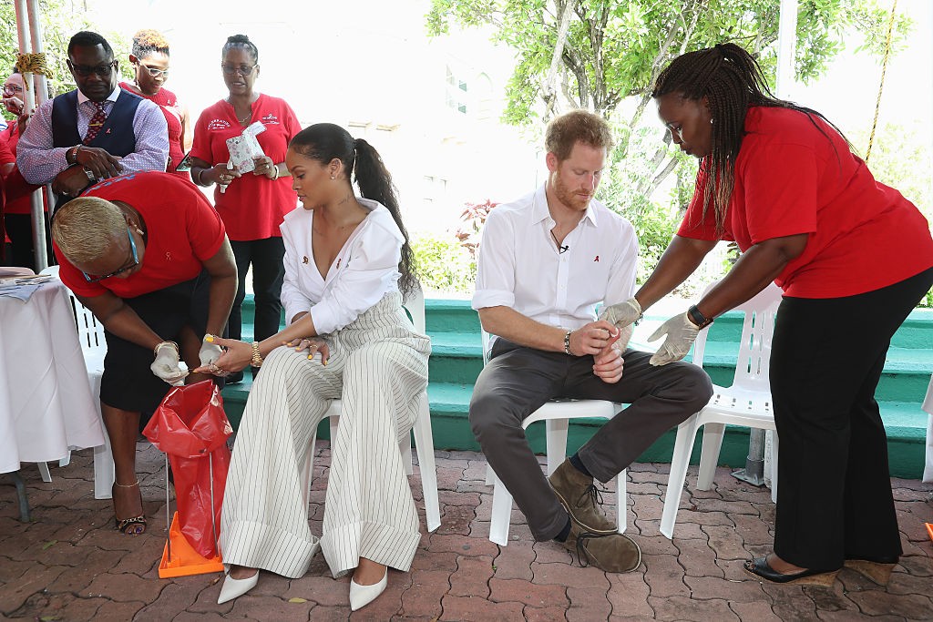 Rihanna e o Príncipe Harry fizeram juntos exames de HIV para incentivar que as pessoas façam testes regulares (Foto: Chris Jackson - Pool/Getty Images)