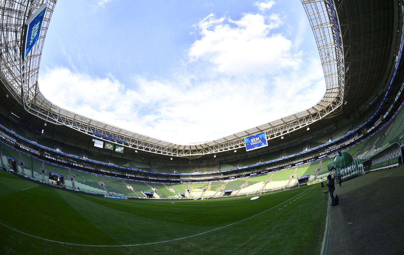 Palmeiras enxerga beneficio em grama sintética e projeto tem evolução