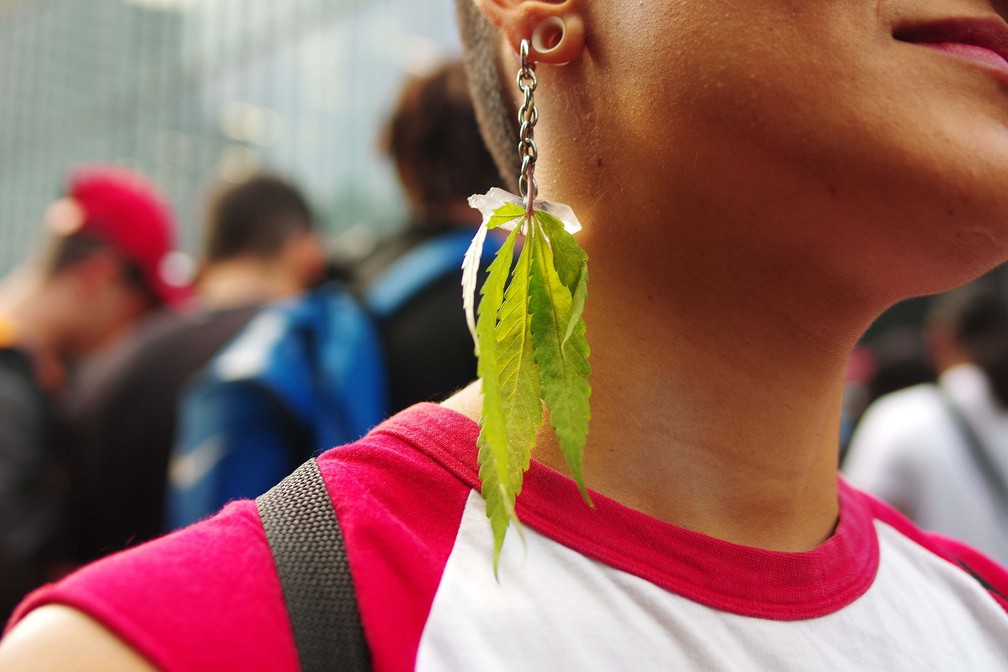 Manifestante da Marcha da Maconha — Foto: ROBERTO SUNGI/FUTURA PRESS/ESTADÃO CONTEÚDO