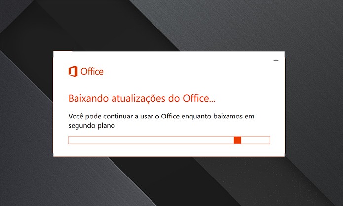 Office 365 e 2016 podem ser atualizados manualmente pelo usuário (Foto: Reprodução/Elson de Souza)