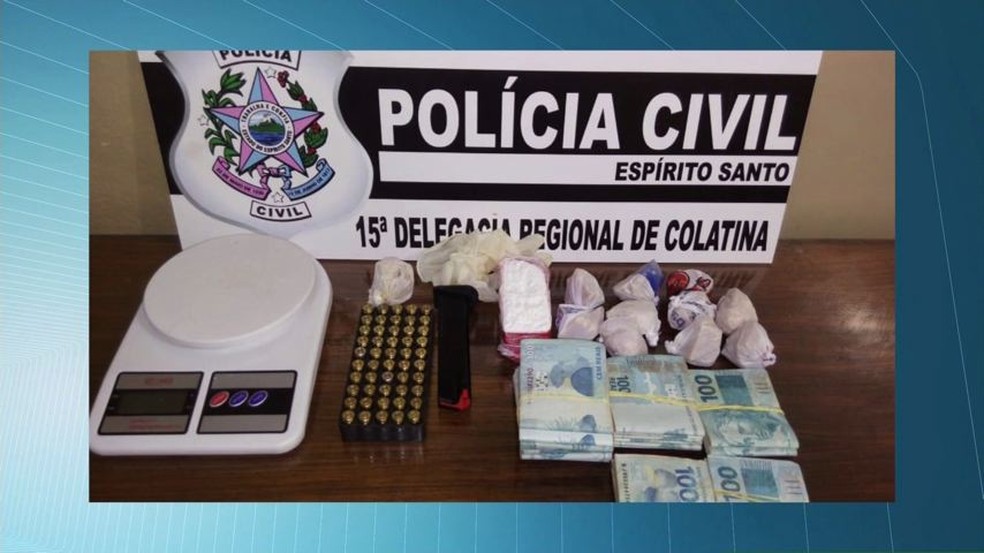 Material apreendido durante operação de combate ao tráfico de drogas em Colatina (Foto: Reprodução/TV Gazeta)