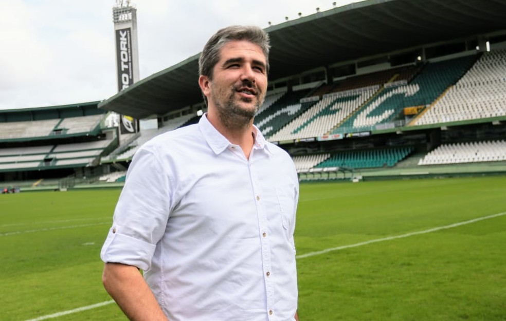 Cruzeiro Descarta Pastana Para Diretor De Futebol E Anuncia Emprestimo De Tres Jogadores Cruzeiro Ge