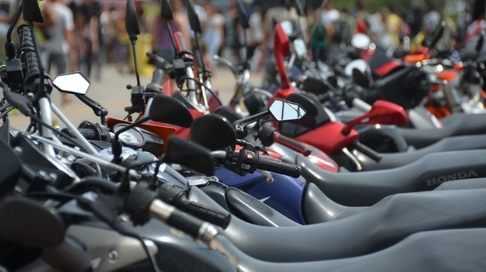 O que é preciso fazer para ser motoboy? | Carros | autoesporte