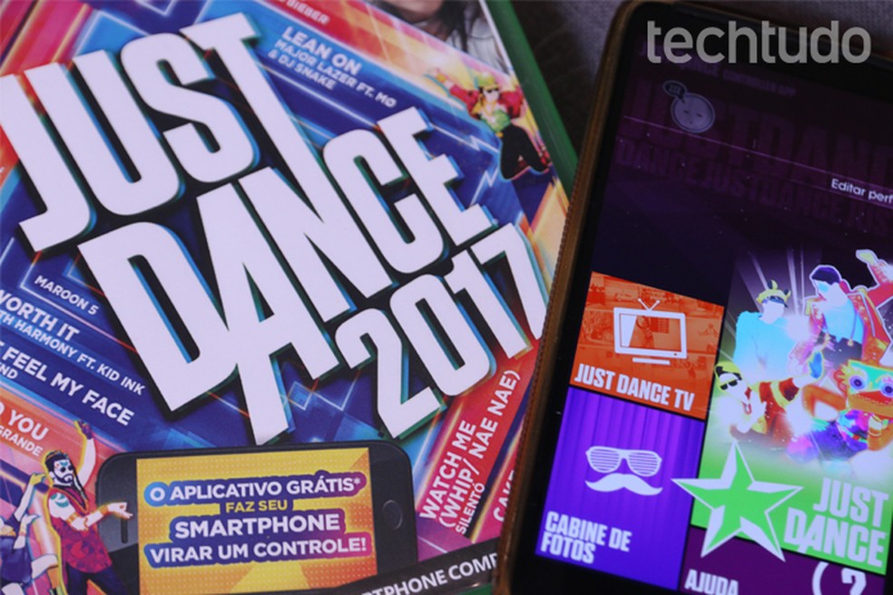 Just Dance 2017 permite até seis jogadores juntos e oferece conectividade com o celular (Foto: João Gabriel Balbi/TechTudo)