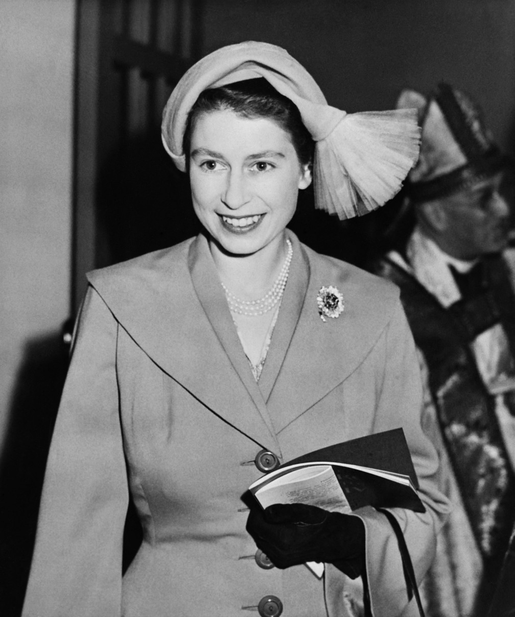 Elizabeth II em foto tirada em 1951 — Foto: Reuters/AFP/Arquivo