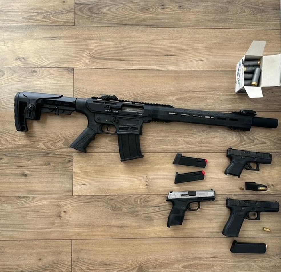 Armas e munições foram apreendidas na Operação Face Oculta — Foto: Polícia Federal/Divulgação