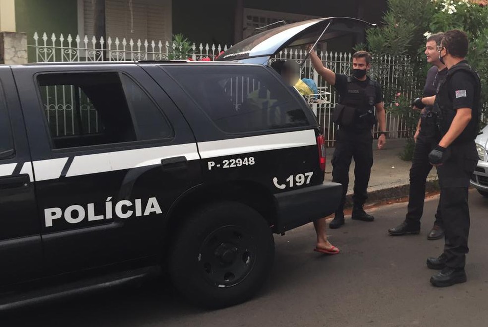 Operação Canis foi realizada em Pirapozinho, Presidente Prudente e Bauru — Foto: Murilo Zara/TV Fronteira