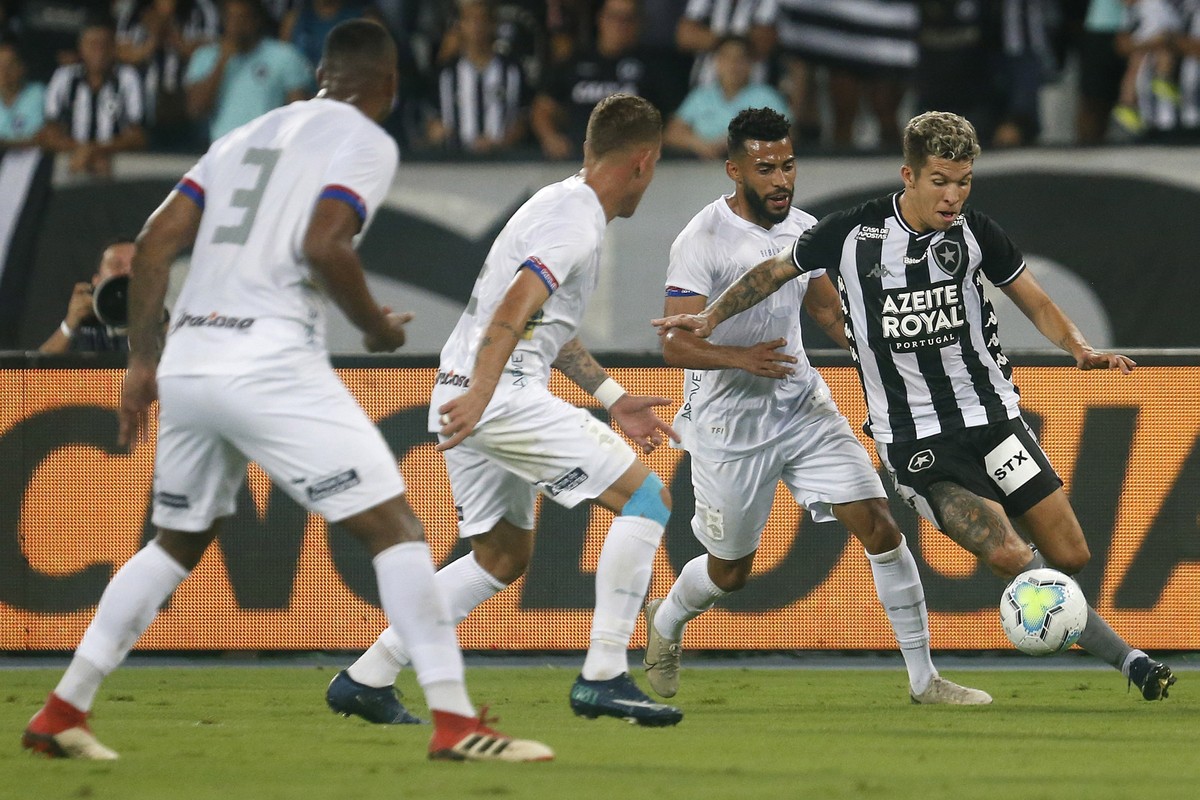Contra o Botafogo, Paraná Clube busca virada inédita para ...