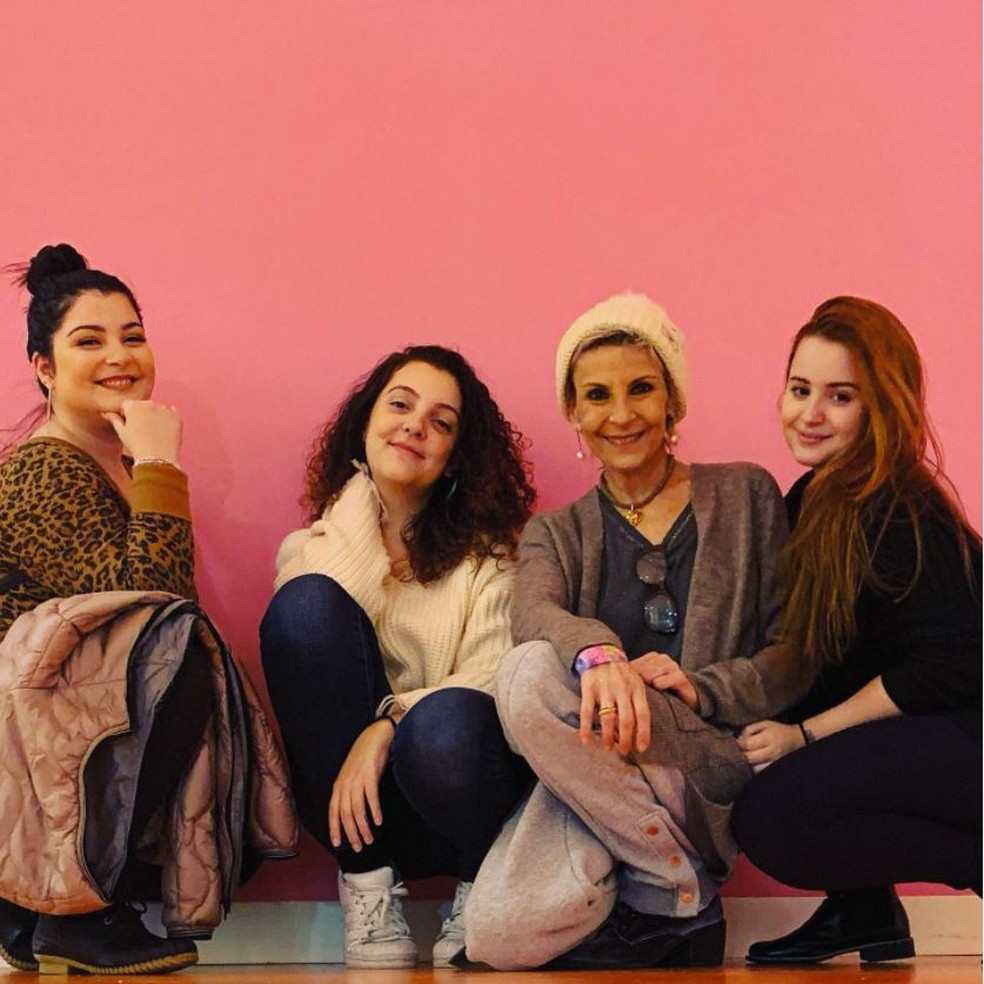 Ludmila Ferber com as filhas: Ana Lídia, Daniela e Vanessa — Foto: Reprodução
