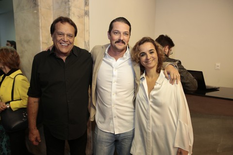 Denis Carvalho, Marcelo Serrado e Maria de Medicis 
