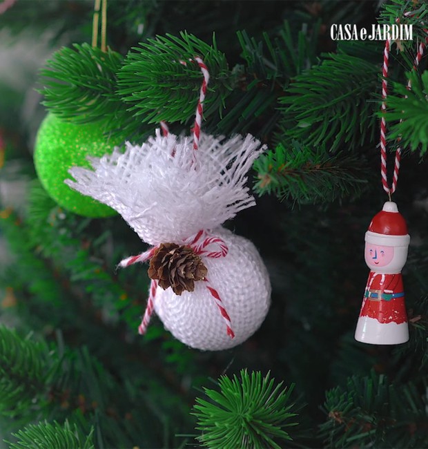 DIY de Natal: aprenda como fazer bolas para decorar a árvore - Casa e  Jardim | Vídeos