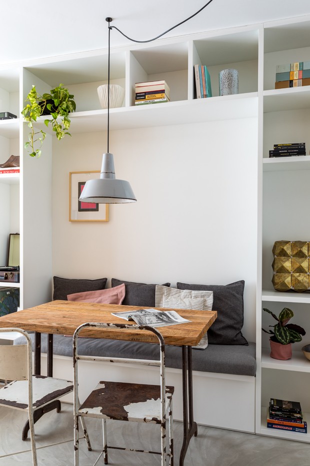 Um apartamento de 35 m² cheio de leveza e personalidade (Foto: Fran Parente/Divulgação)
