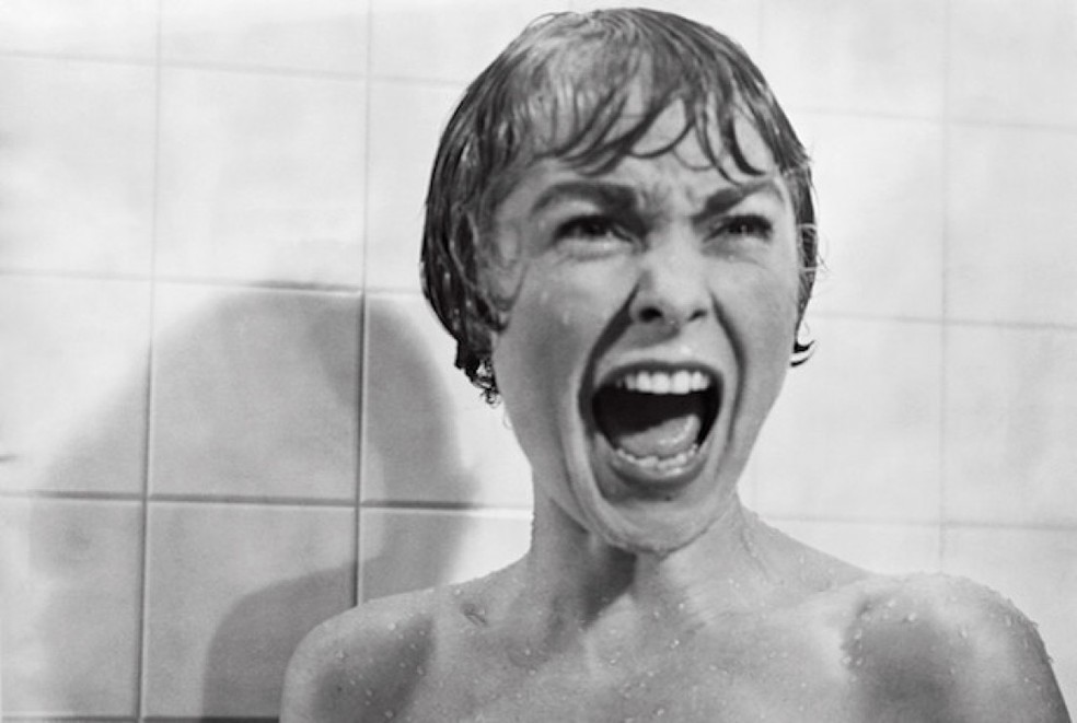 A famosa cena do assassinato no banho em Psicose — Foto: Divulgação/Universal Studios