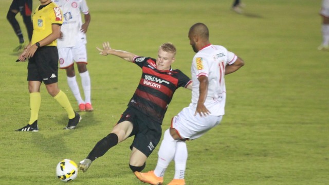 Jair, Moto Club x Tombense