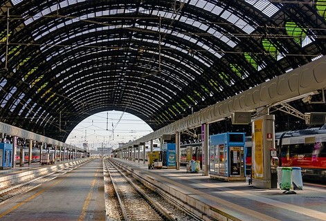 Milano Centrale Station, em Milão, na Itália. Projeto de Ulisse Stacchini