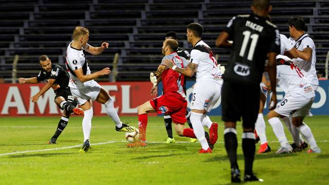AtlÃ©tico perdeu muitas chances contra o Danubio
