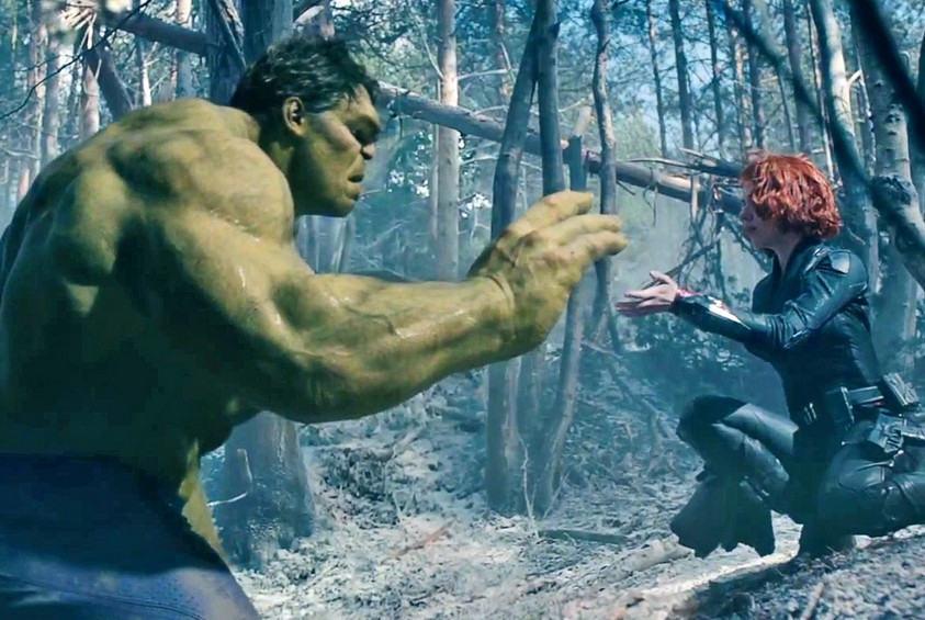Hulk e Viúva Negra em cena de Vingadores: Era de Ultron (2015) (Foto: Reprodução)