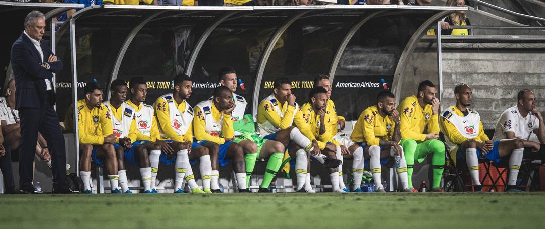 Estreia do Brasil nas eliminatórias seria contra a Bolívia, no Recife