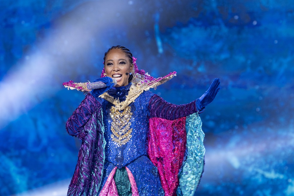 Negra Li foi a 11ª desmascarada do The Masked Singer Brasil — Foto: Globo