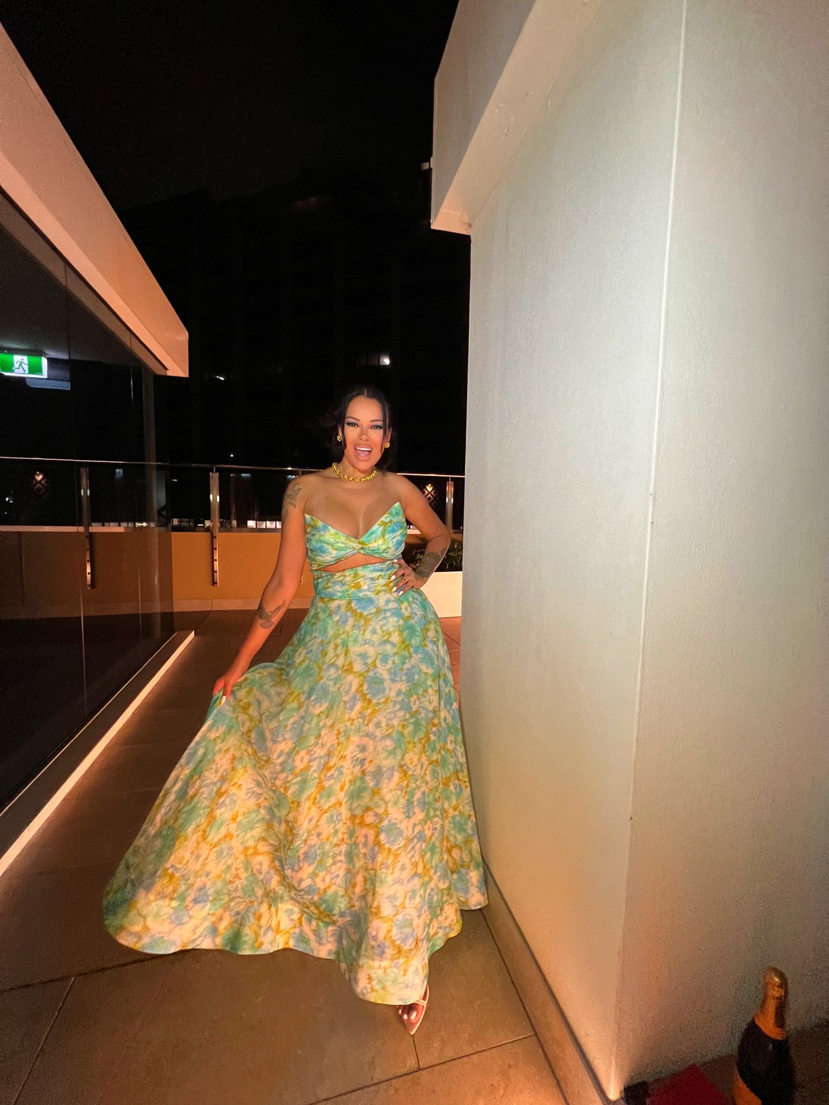 Ariadna Arantes celebra la llegada de 2023 a Australia con un look valorado en 20 mil reales |  famosos