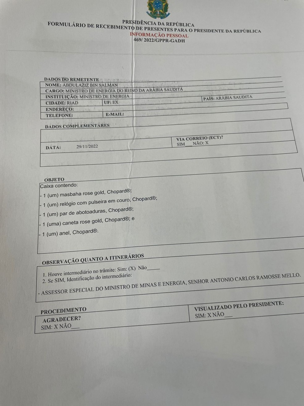 Documento mostra que Bolsonaro recebeu caixa de joias — Foto: Reprodução