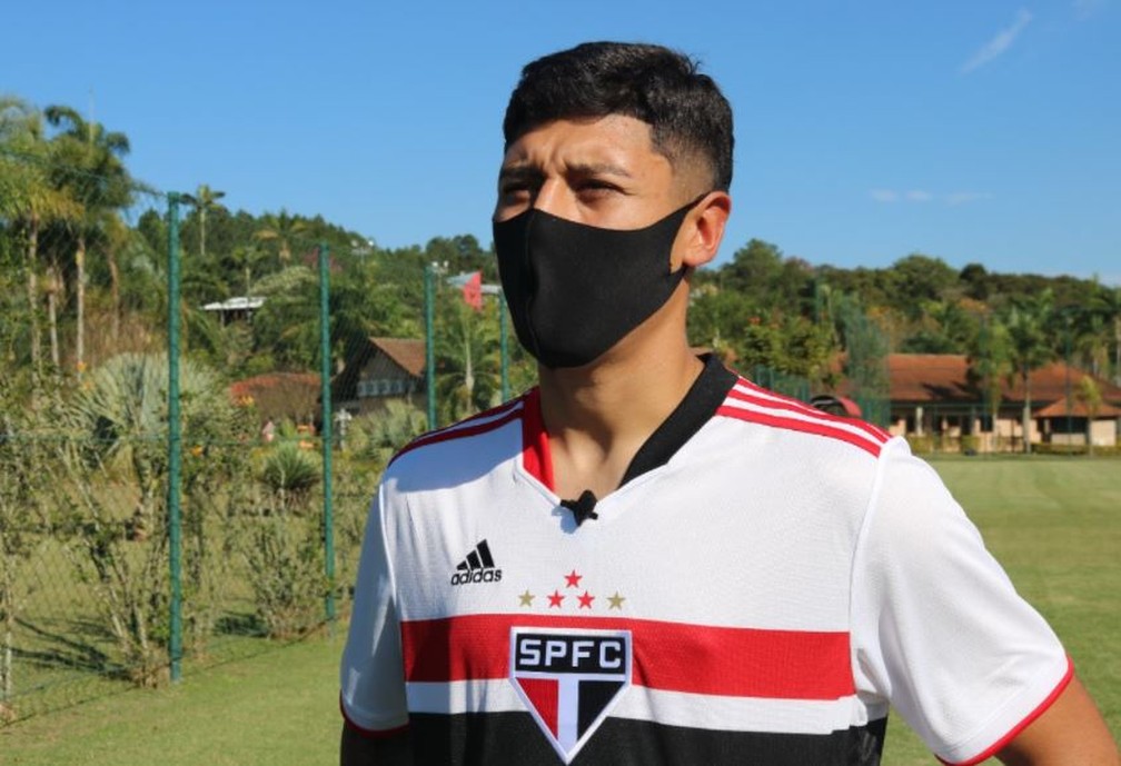 Com três gols de Facundo Milán, São Paulo goleia o rival Santos por 8 a 0  em amistoso sub-20 | são paulo | ge