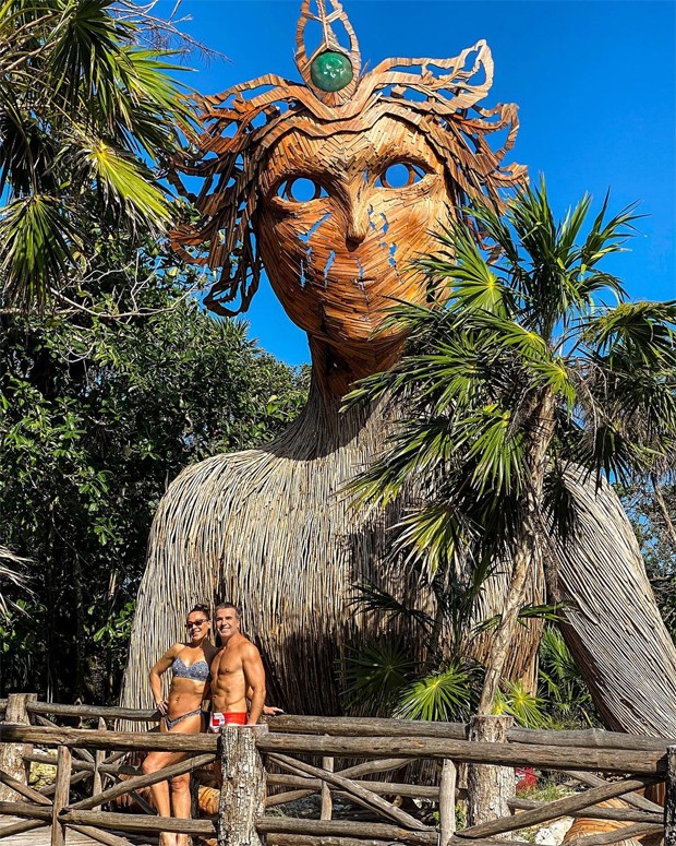 Claudia Raia e o marido, Jarbas Homem de Mello (Foto: Reprodução / Instagram)