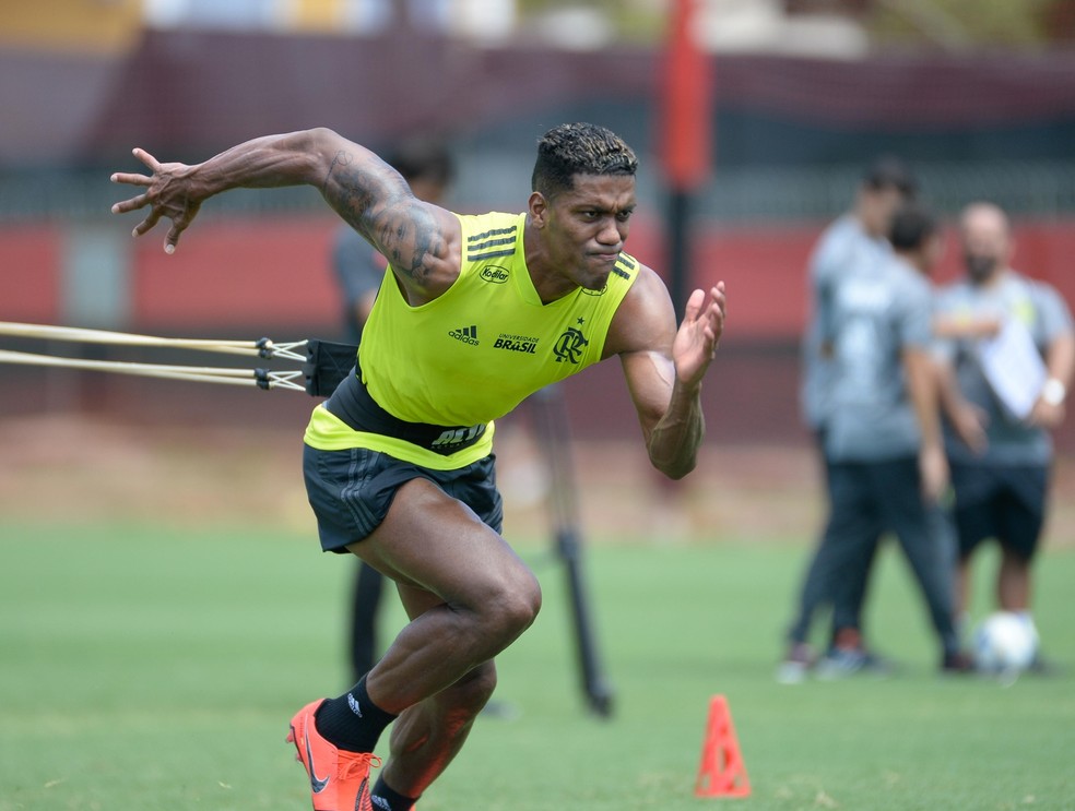 Berrío ainda negocia possível saída do Flamengo — Foto: Alexandre Vidal / Flamengo