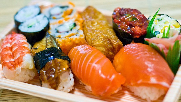sushi; comida japonesa; restaurante; alimentação (Foto: Evander Li / Flickr)