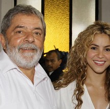 Encontro de Lula com a cantora colombiana Shakira, em 2008 — Foto: Reprodução