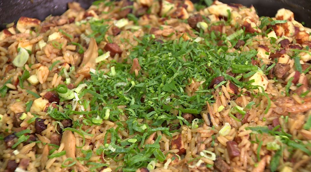 'Tudão': prato aproveita sobras do churrasco