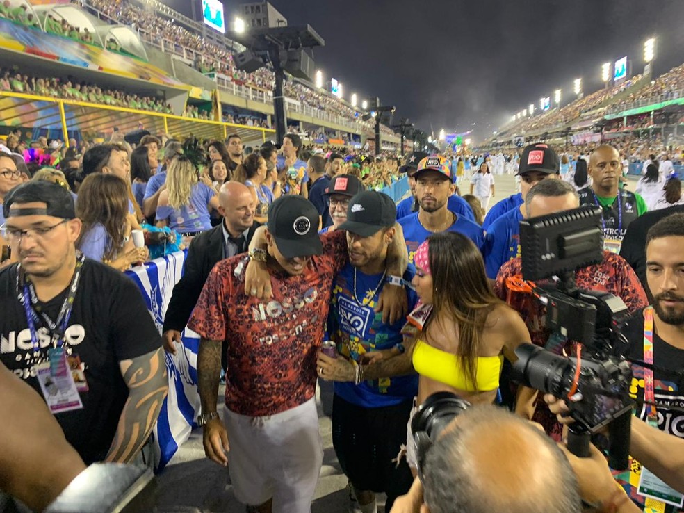 Gabriel Medina, Neymar e Anitta — Foto: Bruno Giufrida