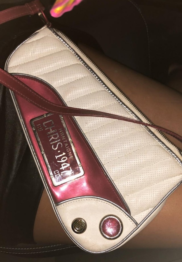 A Cadillac bag de Carolina Dieckmann (Foto: Instagram Carolina Dieckmann/ Reprodução)