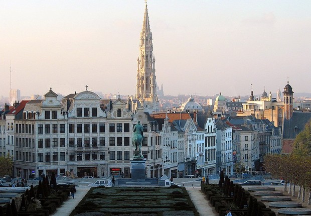 Panorama da Cidade de Bruxelas a partir do Mont des Arts (Foto: Wikimedia Commons)