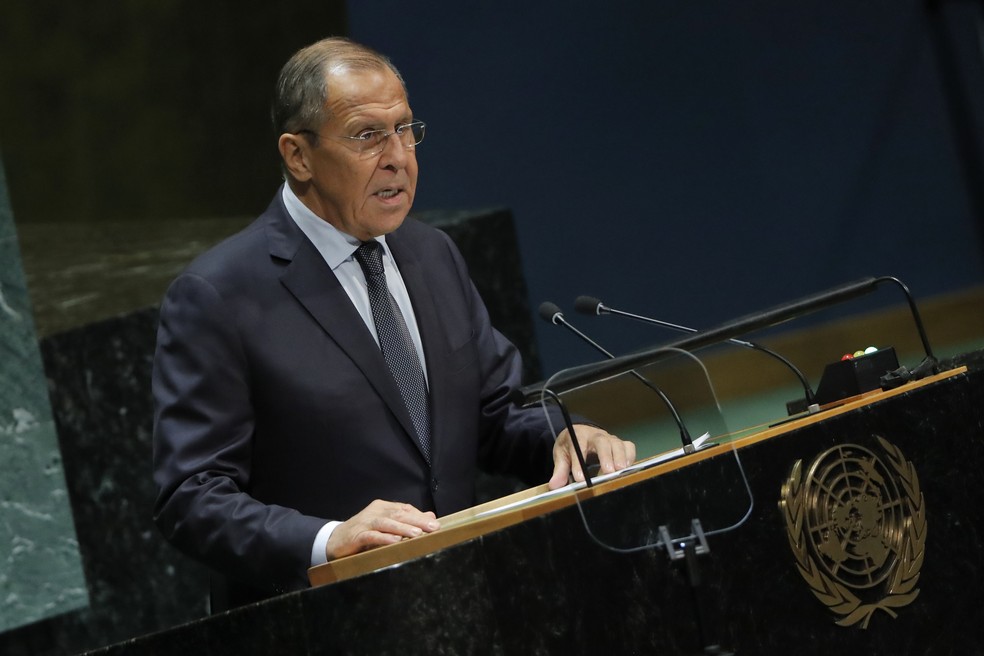 Sergey Lavrov, chanceler da Rússia, discursa na Assembleia da ONU nesta sexta-feira (27) — Foto: Brendan Mcdermid/Reuters