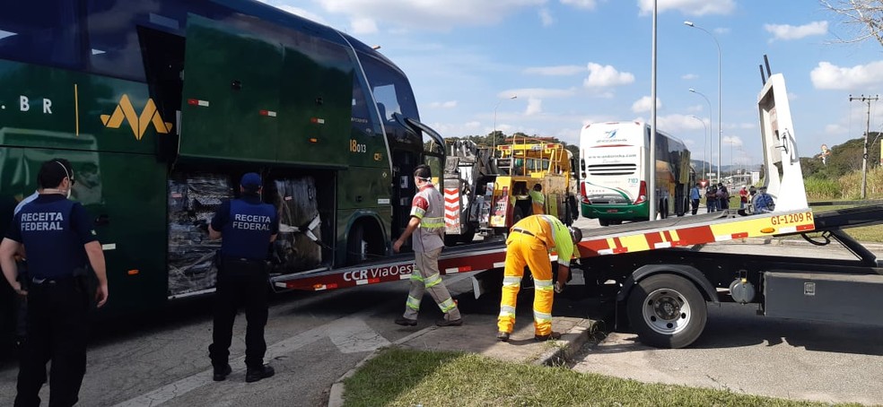 Pol&iacute;cia Rodovi&aacute;ria fez apreens&atilde;o de quatro toneladas de produtos em Itu &mdash; Foto: Divulga&ccedil;&atilde;o/Pol&iacute;cia Rodovi&aacute;ria