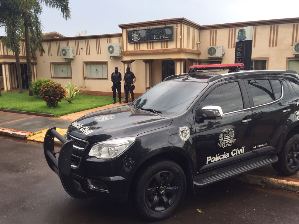 Câmara de Sandovalina foi alvo da Operação Tríade (Foto: Mateus Tarifa/TV Fronteira)