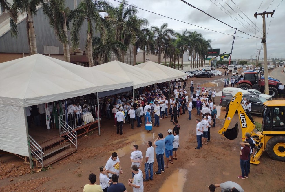 Manifestação pede mais segurança na BR-163 e melhorias na via — Foto: Reprodução