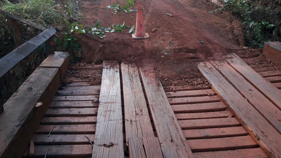 Manutenção deve ser concluída na sexta-feira (Foto: PRF/Divulgação)