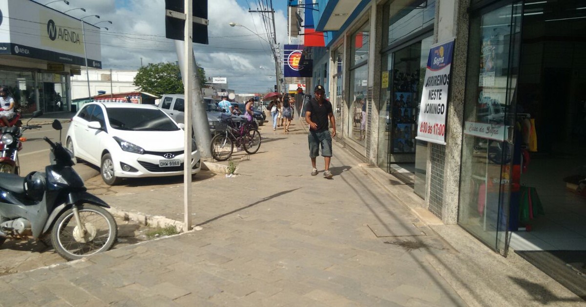 G1 Lojas aproveitam domingo para aumentar vendas em JiParaná, RO