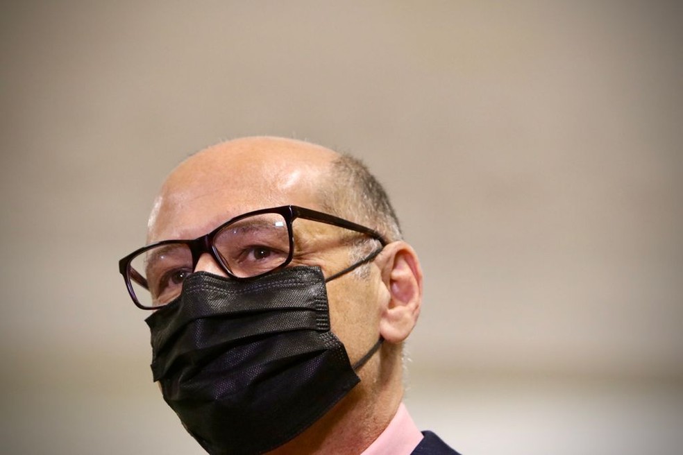 Diretor do Butantan, Dimas Covas, esteve em Santos para fazer o an&uacute;ncio &mdash; Foto: Vanessa Martins/Jornal A Tribuna