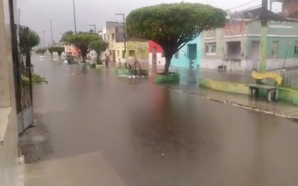 Rua em Neópolis, Baixo São Francisco — Foto: Deyse Pinheiro
